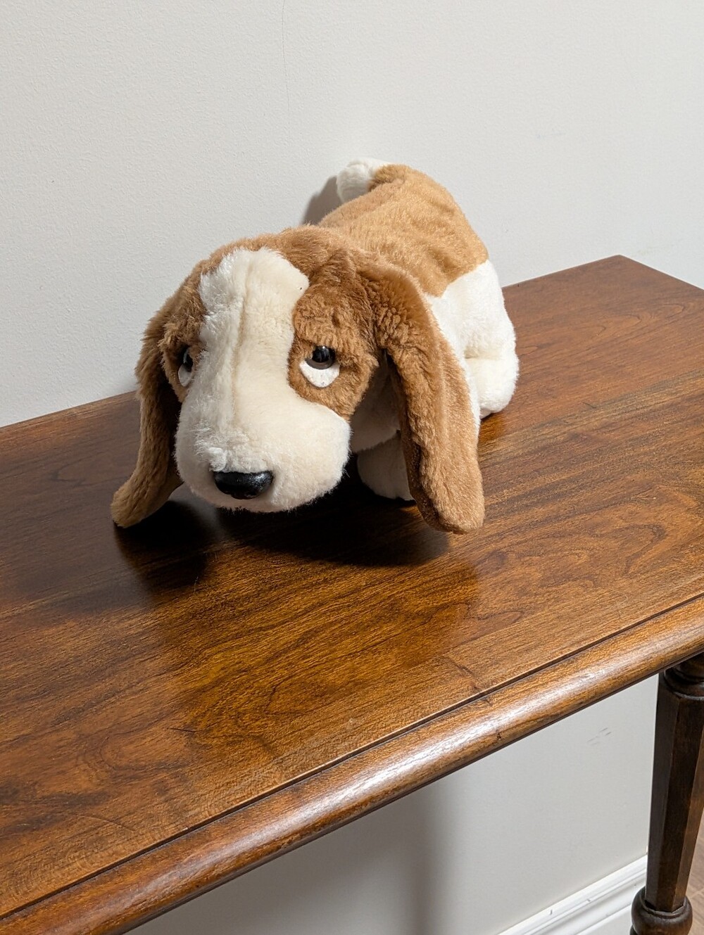 1998 Tracker TY Retired 12" Basset Hound Dog Tracker Beanie Buddies Collection